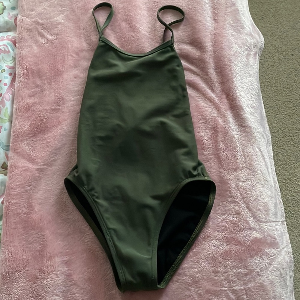 Jolyn “Brandon” style